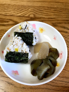 1歳 便秘予防 ひじきの炊き込みご飯-レシピのメイン写真