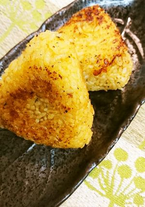 うにパスタソースの焼きお結び-レシピのメイン写真