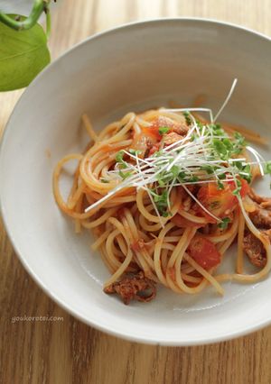 サバ缶であっという間に完成！トマトパスタ-レシピのメイン写真