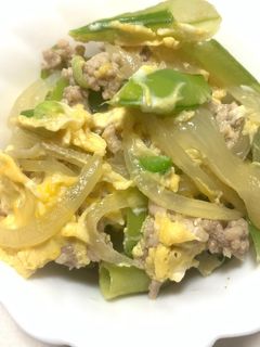 ♡スナップえんどうと鶏ミンチの卵とじ♡-レシピのメイン写真