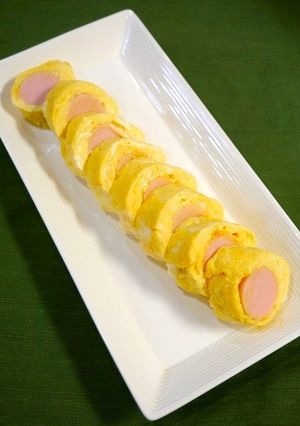 簡単！ピリ辛☆ソーセージのチーズ卵巻き-レシピのメイン写真