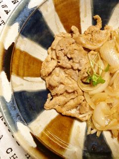 豚ロース肉の生姜焼き☆新玉ねぎ添え-レシピのメイン写真
