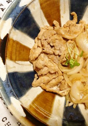 豚ロース肉の生姜焼き☆新玉ねぎ添え-レシピのメイン写真
