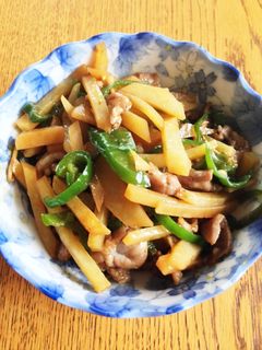 新じゃがとピーマン豚肉オイスター炒め-レシピのメイン写真