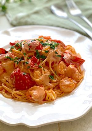 フルーツトマト海老のトマトクリームパスタ-レシピのメイン写真