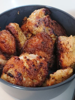 さっぱりした✨鶏もも肉の胡麻唐揚げ-レシピのメイン写真