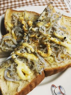 しらすトースト-レシピのメイン写真