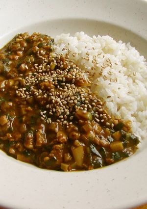 ニラときな粉の元気いっぱいカレー-レシピのメイン写真