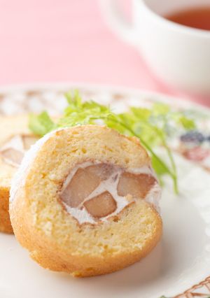 フライパンDEピーチロールケーキ-レシピのメイン写真