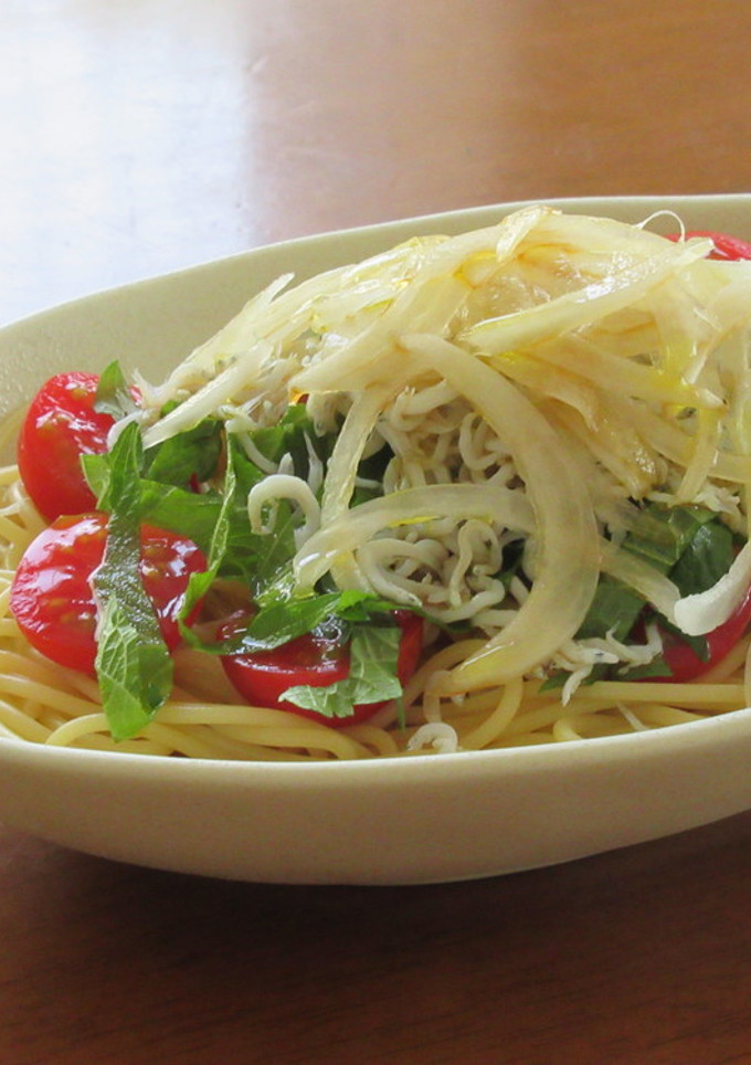 釜揚げしらすと青じそとトマトの冷製パスタ-レシピのメイン写真