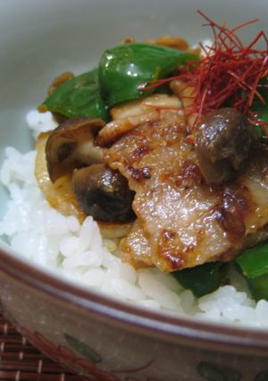 ピリ辛～味噌豚丼-レシピのメイン写真