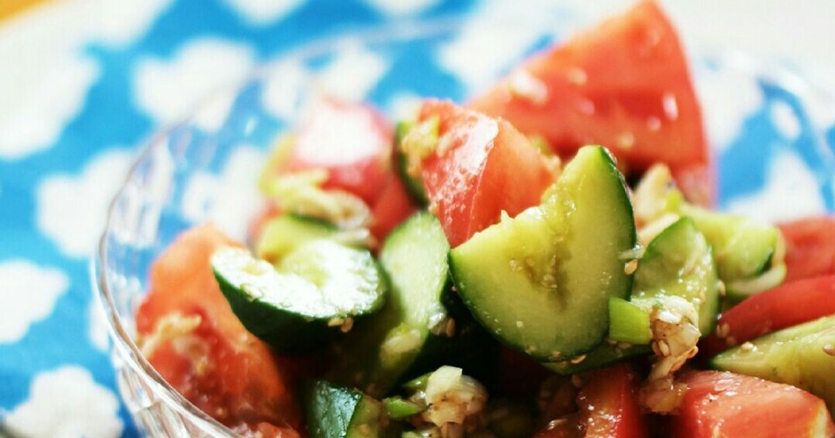 トマトときゅうりのパクパクサラダ by いづみうな 【クックパッド