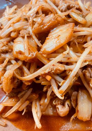 野菜も入れよう豚キムチ-レシピのメイン写真