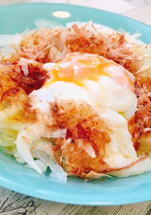 簡単！新玉ねぎの温玉おかかサラダ-レシピのメイン写真