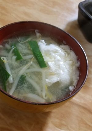 今日の味噌汁☆もやし，ニラ、玉子-レシピのメイン写真