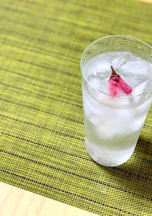 桜花の塩漬チューハイ-レシピのメイン写真