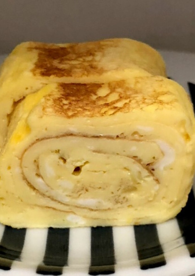 しっとりふわふわ♪ほんのり甘い卵焼き-レシピのメイン写真