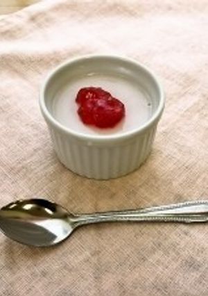 いちごのミルクプリン(透析食)-レシピのメイン写真