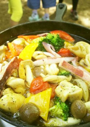 キャンプ☆イカと野菜とキノコのアヒージョ-レシピのメイン写真