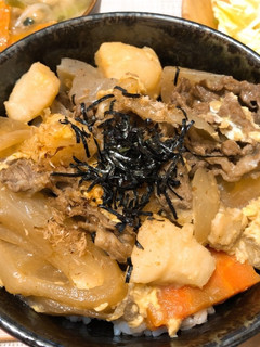 肉じゃが丼-レシピのメイン写真