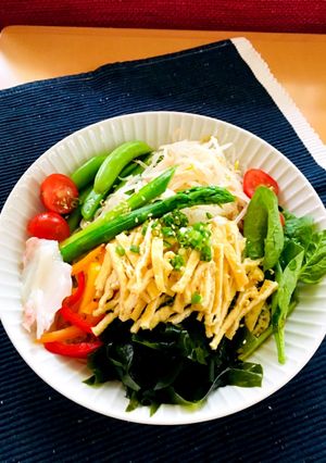 冷やしきつねサラダうどん 米麺ver-レシピのメイン写真