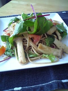 エリンギとトマトの全粒粉パスタ-レシピのメイン写真