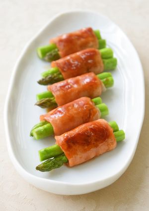 下茹で＆爪楊枝不要☆アスパラのベーコン巻-レシピのメイン写真