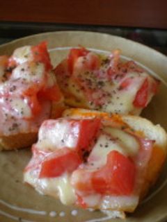ブルスケッタ風ピザトースト-レシピのメイン写真