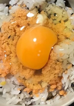 10秒ご飯！いつもと一味違う卵かけご飯♪-レシピのメイン写真