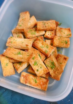 パン耳でガーリック風味のラスク!-レシピのメイン写真