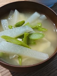 アスパラと大根味噌汁-レシピのメイン写真