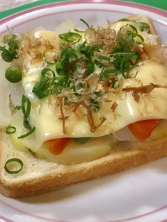 春野菜の和風だし煮たっぷりチーズトースト-レシピのメイン写真
