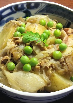 新じゃがと新玉葱の肉じゃが-レシピのメイン写真