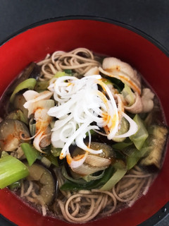 ねぎたっぷり!豚バラと茄子の温蕎麦-レシピのメイン写真