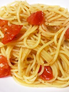 暑い季節に♪さっぱりトマトパスタ-レシピのメイン写真