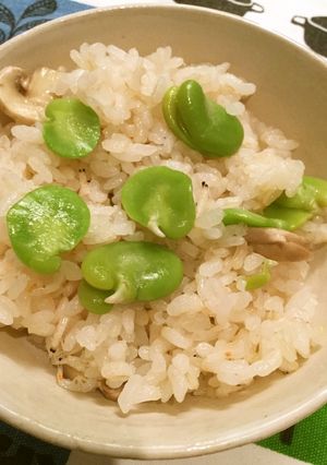 小学生でも出来る❗️旬のそら豆ご飯-レシピのメイン写真