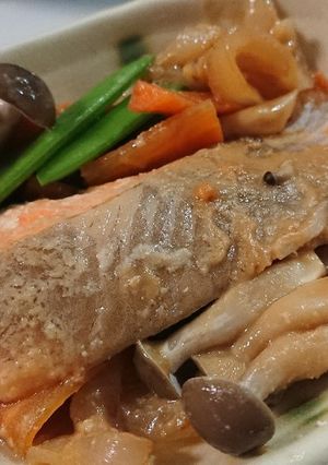 フライパンで鮭のちゃんちゃん焼き風-レシピのメイン写真