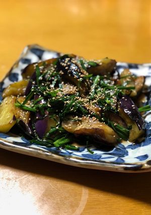 時短で簡単母の味お茄子とニラの甘辛炒め-レシピのメイン写真
