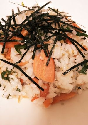 鮭と大葉のちらし寿司☆米酢だけでOK-レシピのメイン写真