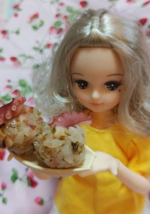 リカちゃんサイズ♡たこ焼きおにぎりꕤ*.-レシピのメイン写真