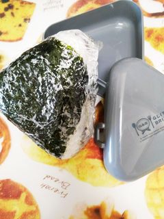 簡単☆三角おにぎり-レシピのメイン写真