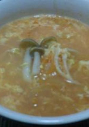 小腹に満足♪キムチとたまごのスープ-レシピのメイン写真