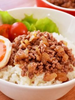 とろりん半熟たまごと肉そぼろ丼-レシピのメイン写真