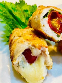 チーズがとろ〜り♡ささみのトマト紫蘇巻き-レシピのメイン写真