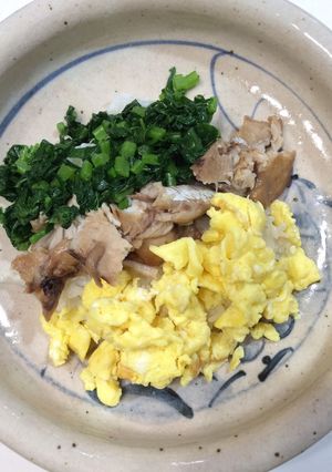 みりん干しと大根菜と卵の3色丼-レシピのメイン写真