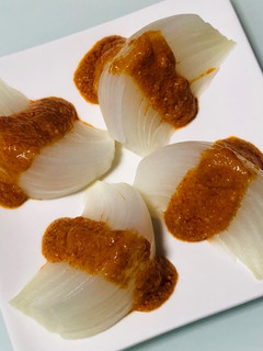 簡単☆新玉葱のレンジ蒸しピリ辛味噌だれ-レシピのメイン写真