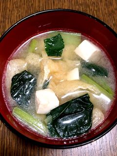小松菜と油揚げと豆腐の味噌汁-レシピのメイン写真