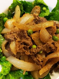 新玉ねぎと牛肉の胡麻ポン酢炒め-レシピのメイン写真