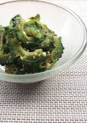 夏に食べよう！ゴーヤとオクラのおかか和え-レシピのメイン写真