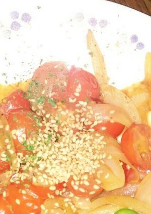 玉ねぎとミニトマトの南フランス風炒め☺⛄-レシピのメイン写真